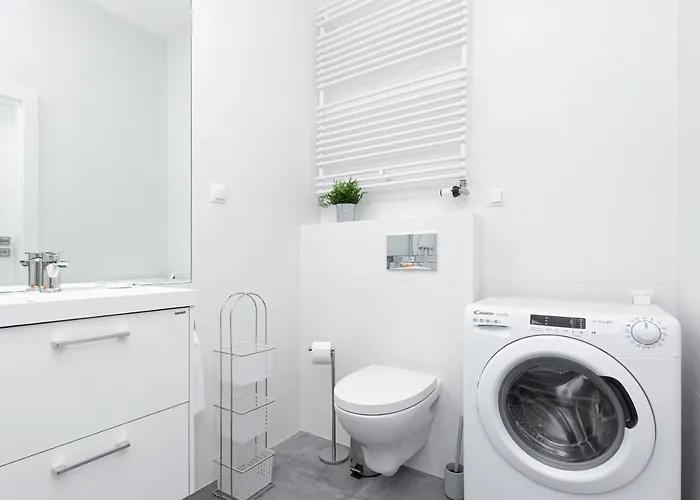 Golden Ursynow By Renters شقة وارسو