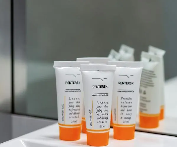 Golden Ursynow By Renters شقة *