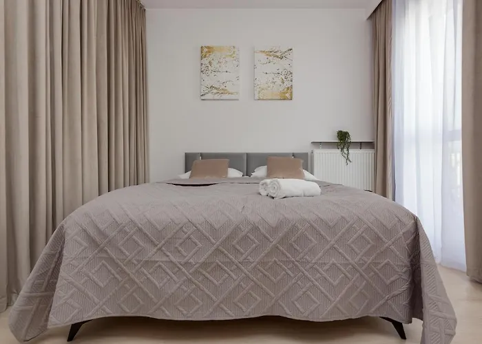 Golden Ursynow By Renters شقة *